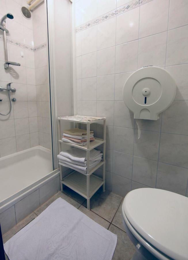 Rooms Ribnikar Postojna Exteriér fotografie